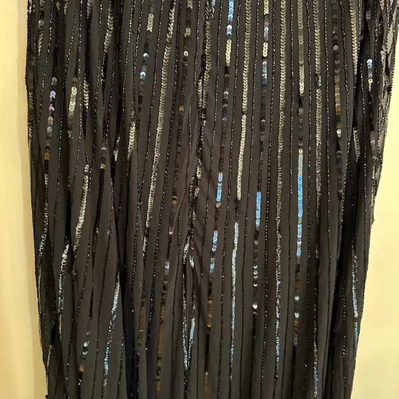 Mac Duggal BLACK Embellished Column Cape Gown - Picture 8 of 13